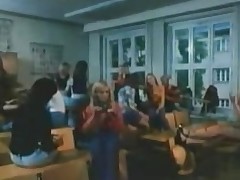 vintage 70s german - Schulmaedchenporno I - Das voegelnde Klassenzimmer  - cc79